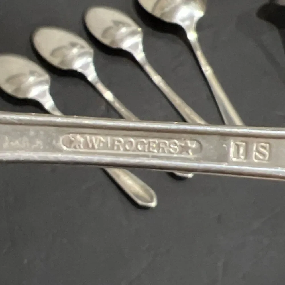 7 Serving Pieces International Rogers Silverplate 1936 FASCINATION Partial Set